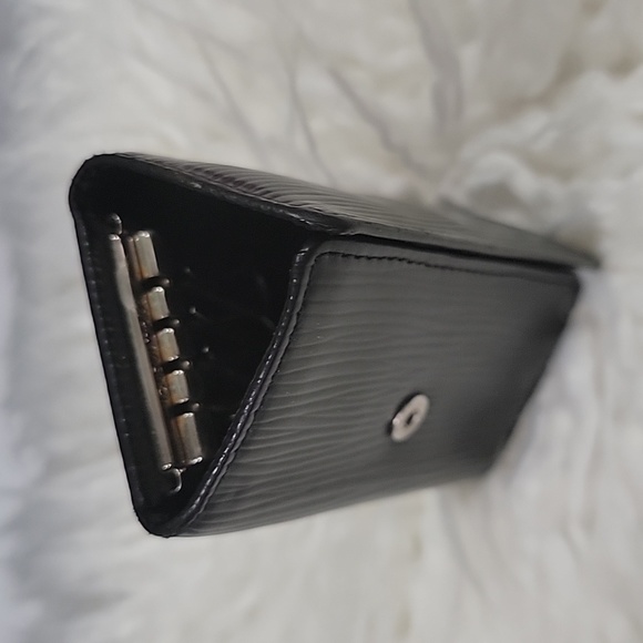 Louis Vuitton Epi Key Case, Black - Picture 6 of 10
